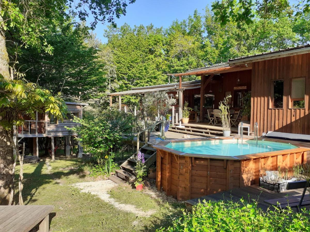 La Cabane De L'Oiseau Couze-et-Saint-Front Exterior photo